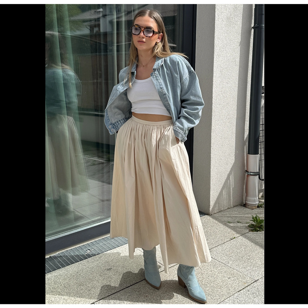 ZARA BLOGGER FAVE!!! Textured Midi Skirt NWT - Picture 14 of 16